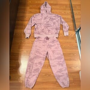 Old Navy Tie-Dye Jogger Sweatpants and Hoodie - The Right Mauve (color) - Size M